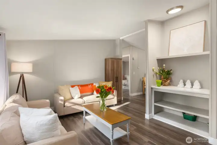 One-level living floorplan, low maintenance living.