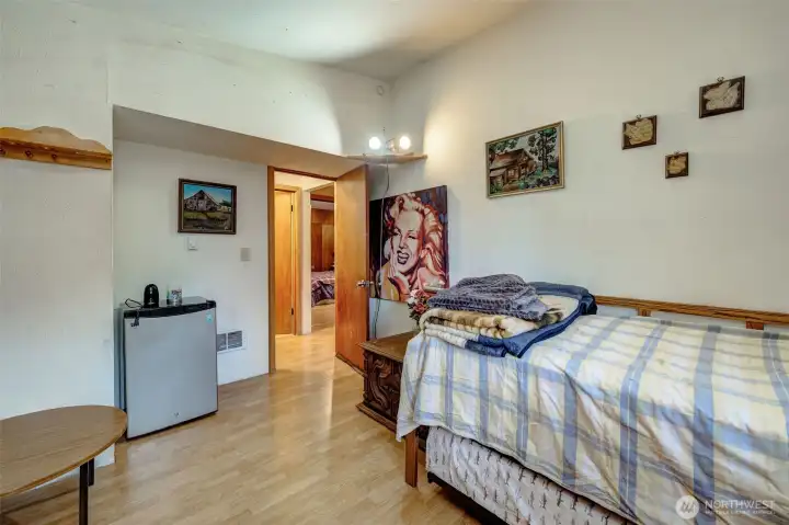 Beroom 2