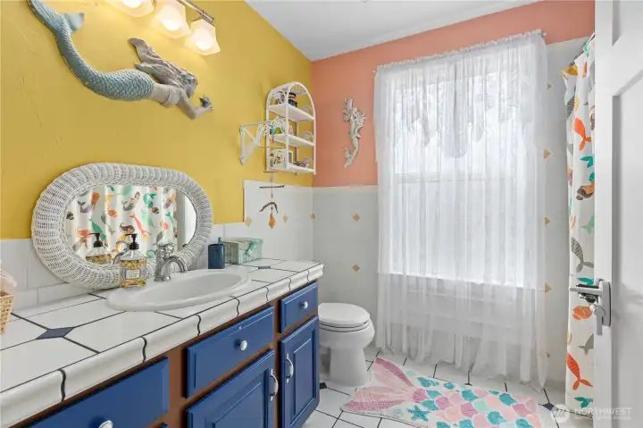 Main floor, full bathroom. Main floor, full bathroom.