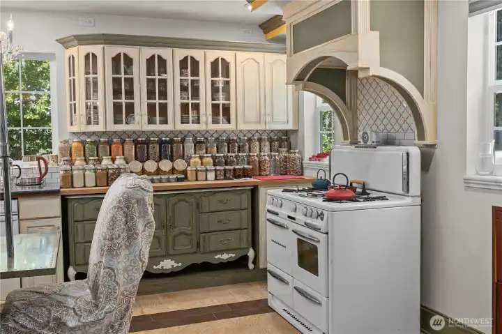 Antique gas range included. Antique gas range included.