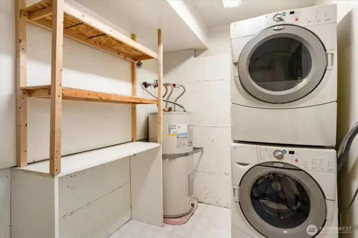 Lower level includes an additional 640+ SF of space in a laundry/utility room, large storage closet, and oversized attached garage. Lower level includes an additional 640+ SF of space in a laundry/utility room, large storage closet, and oversized attached garage.