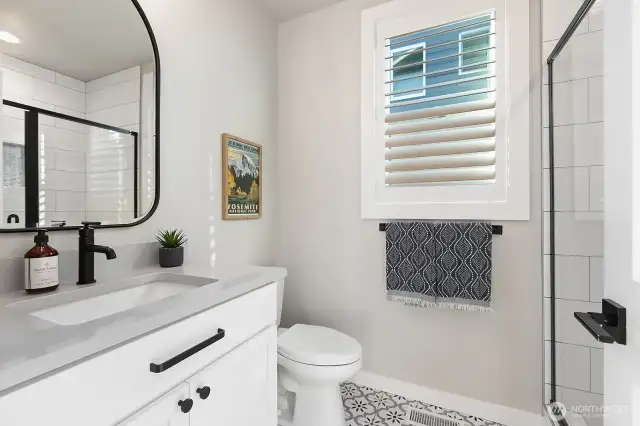 3/4 Main Bath