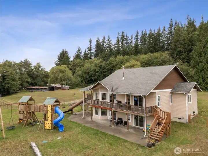 outdoor fenced area