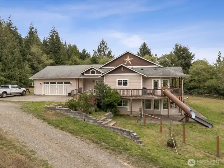 secluded driveway to home