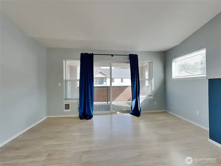 Living room without staging, ready for your own touch!