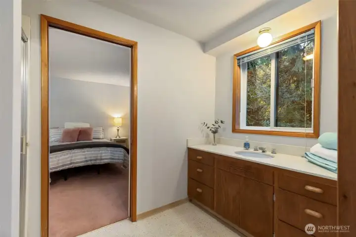 Downstairs Jack & Jill bathroom