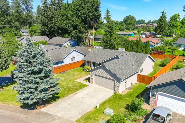 Private Cul-de-Sac Location  Situated in a quiet and desirable cul-de-sac, offering reduced traffic, added privacy, and a wonderful setting for everyday living.