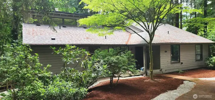 Surrounded by mature landscaping, every season brings something new to enjoy. Surrounded by mature landscaping, every season brings something new to enjoy.