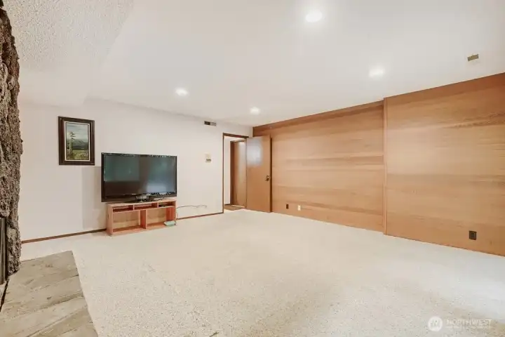 Perfect for game days, movie marathons, and casual get-togethers. Perfect for game days, movie marathons, and casual get-togethers.