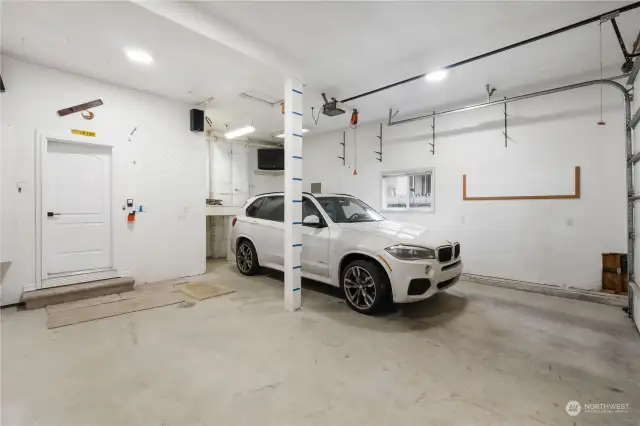 12' ceiling in garage  Full size BMW X5