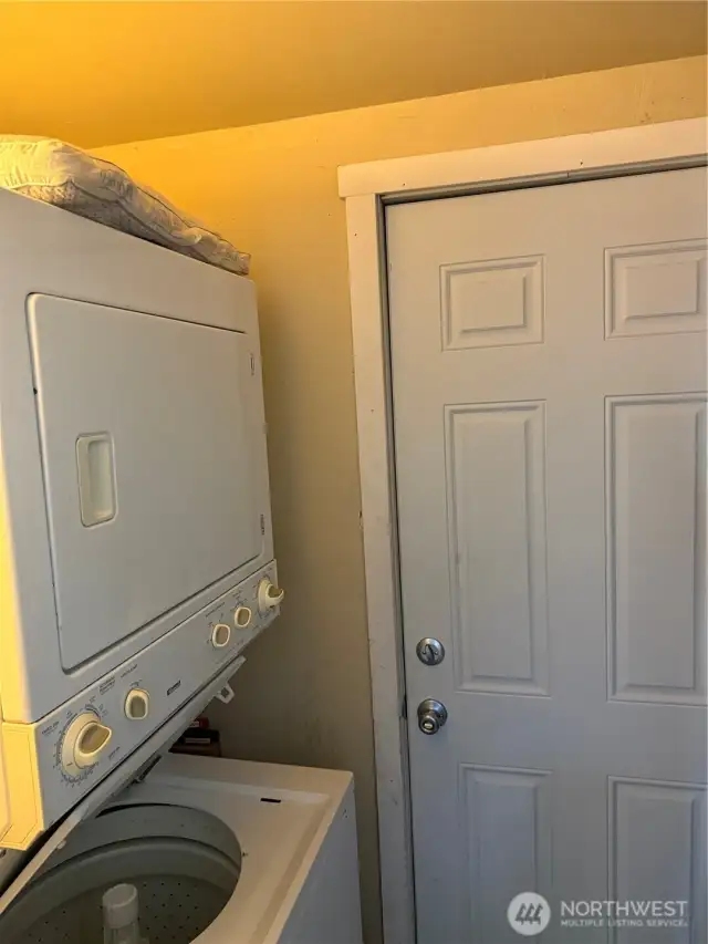 Door to Back porch
