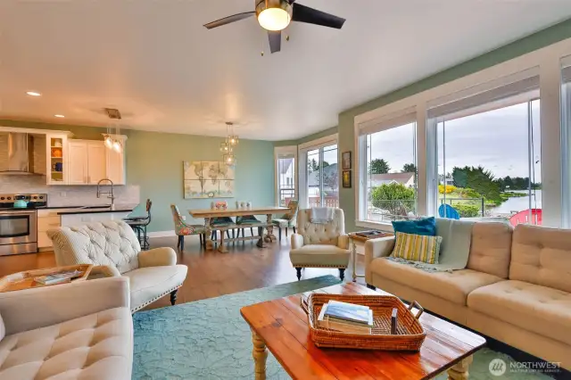 Spacious great room