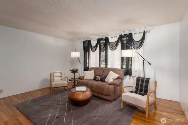 living room, hardwood floors