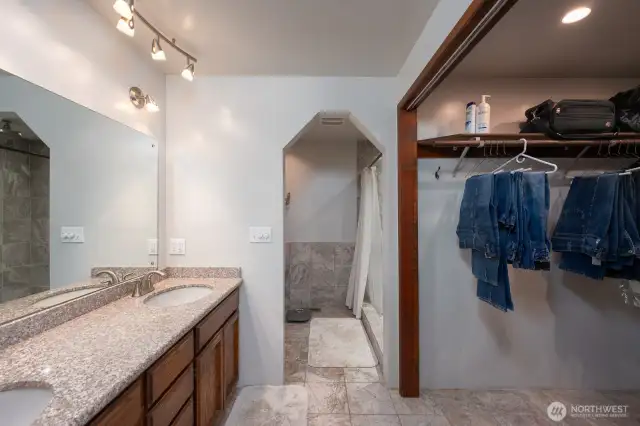 Primary bath, marble floors & shower