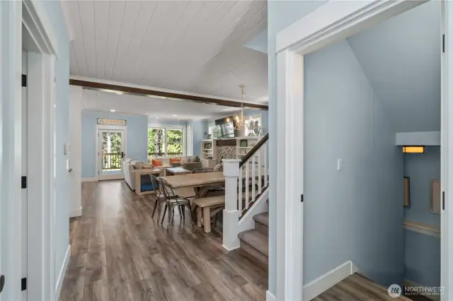 Entry hallway with stairs to lower level