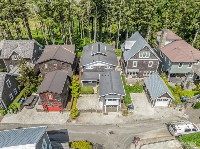 Aerial of N Glen neighborhood