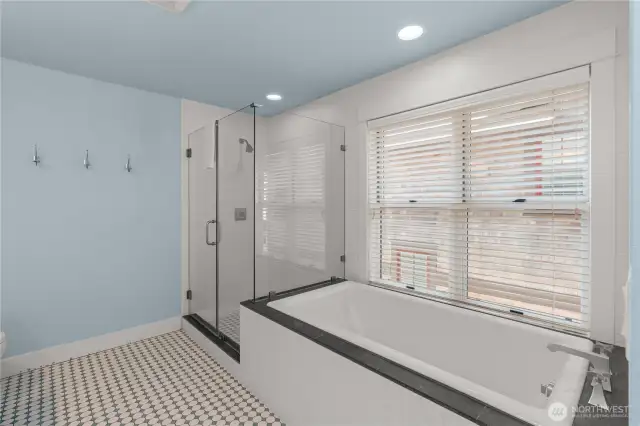 Upper level primary suite 2 bathroom