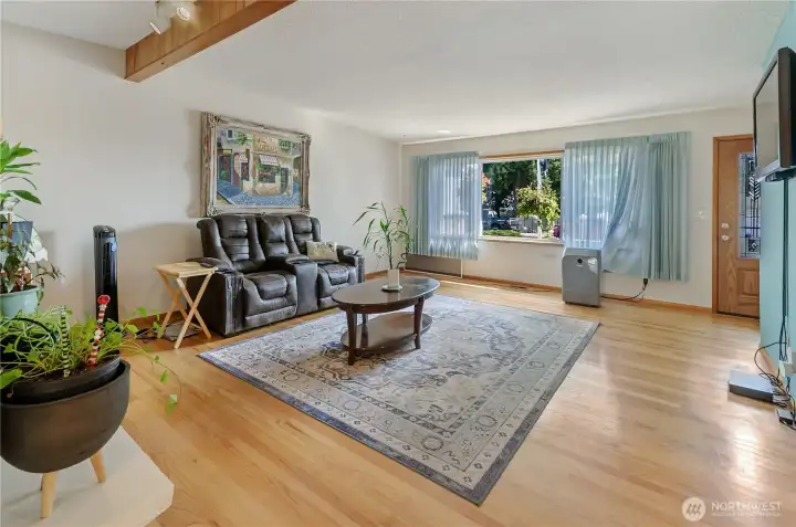 Nice sized Living Room with Fireplace.