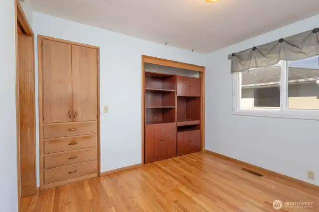 Bedroom 2 - Notice the fabulous built-in storage!