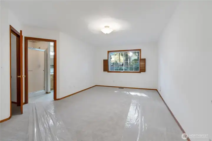 Primary bedroom 11 X18