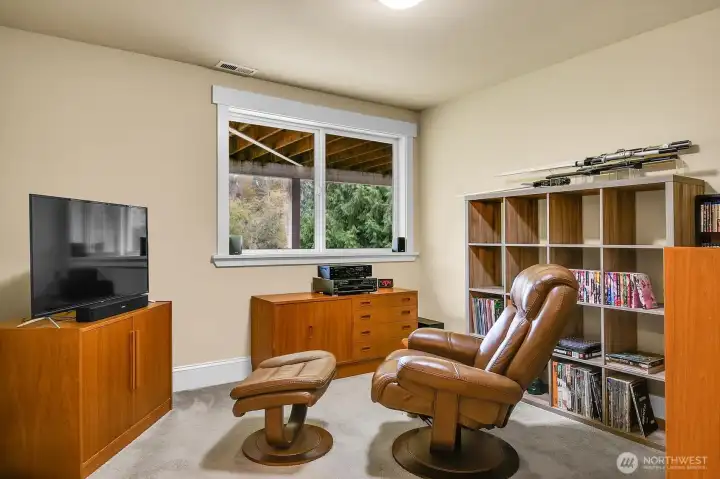 This is the 5th bedroom, on the lower level, currently being used as an office.