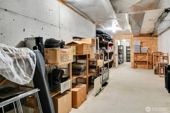 A huge, dry storage area in the lower level for all your treasures!