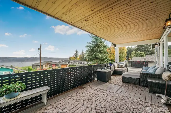 Relax, BBQ and take in the majestic views.