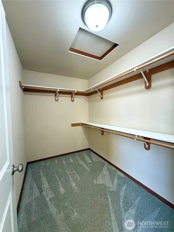 Walk in Closet