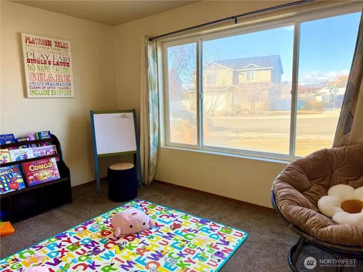 Lower Level Bedroom 1