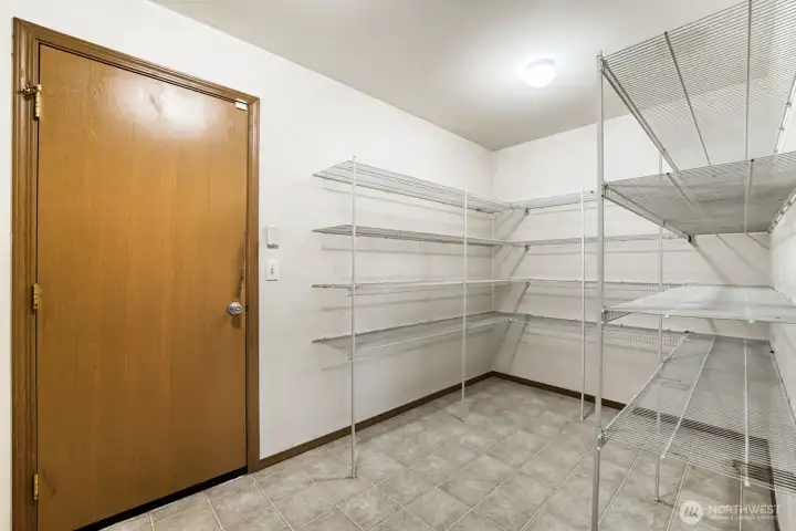 Enormous kitchen pantry! Door to garage for easy Costco unloading