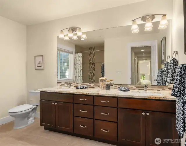 Full Bathroom ~ Upper