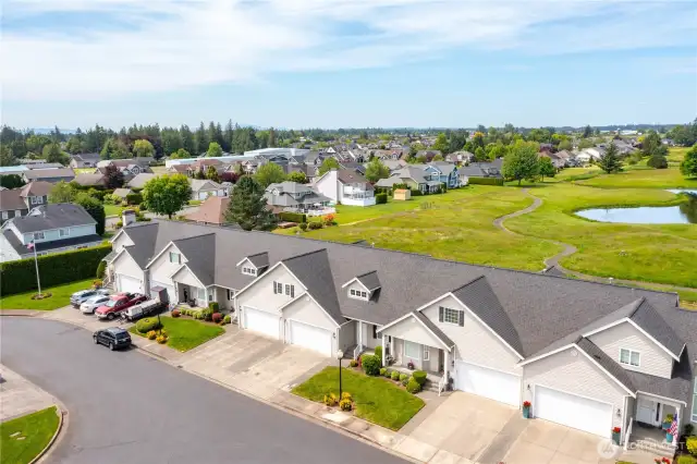 Home faces west for amazing sunset views. All within walking distance to the Homestead Farms, fitness, restuarants and parks.