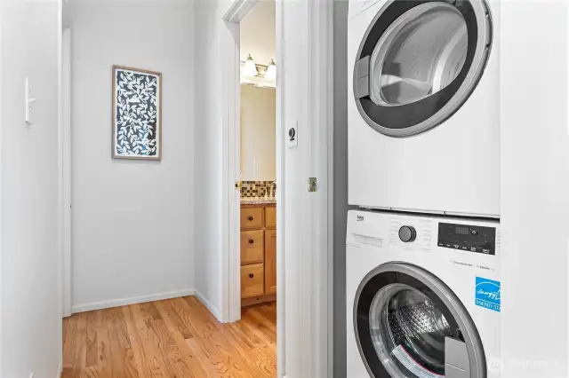 Main floor washer and dryer