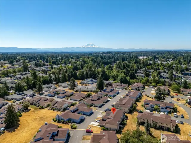 Enjoy the East Hill neighborhood! You're so close to shopping, parks, schools, etc!