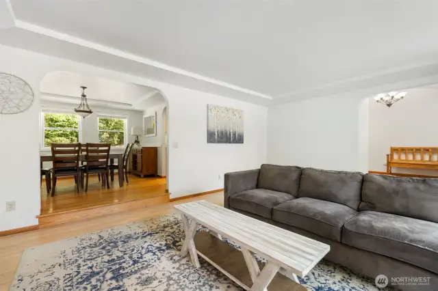 Formal dining room connecting to the living room