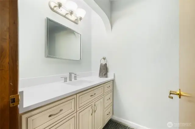 Updated 1/2 bathroom