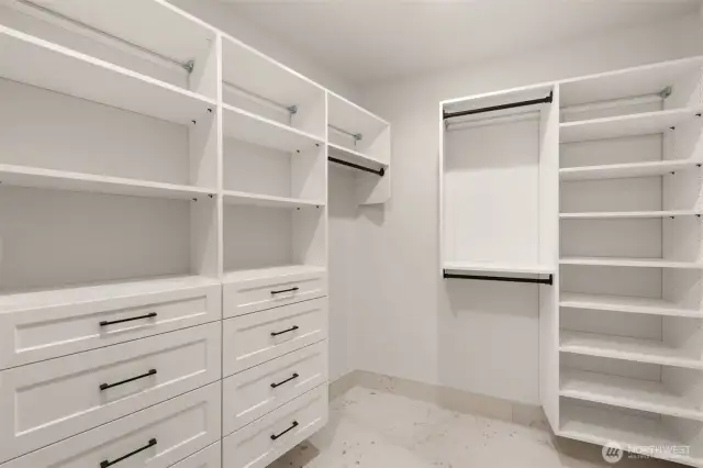 Walk in closet