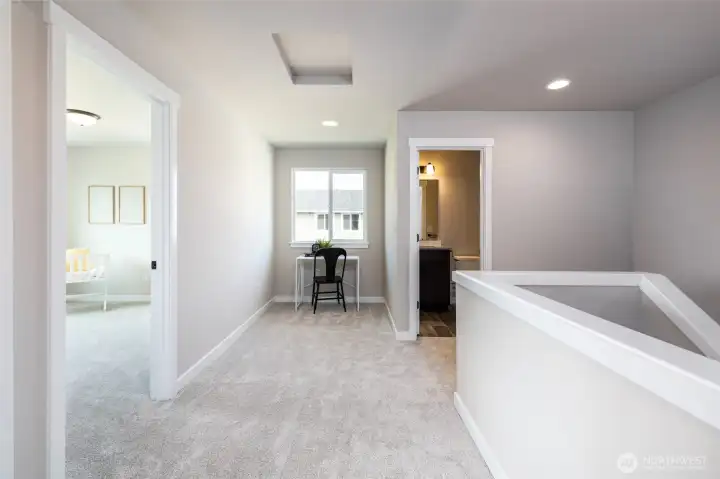 Hall/landing upstairs