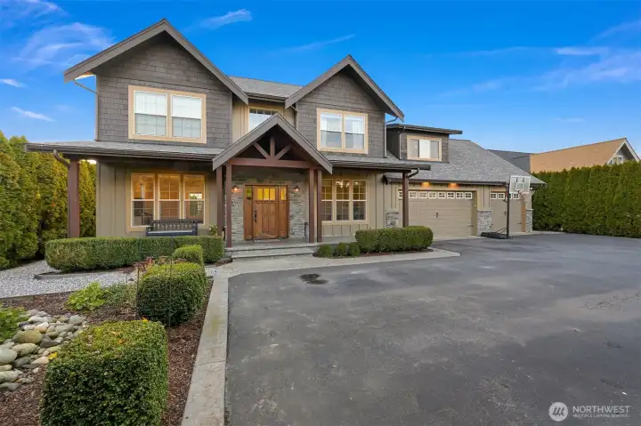 Welcome to 109 W 2nd St!