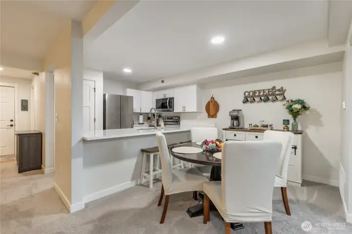 Dining room and breakfast counter