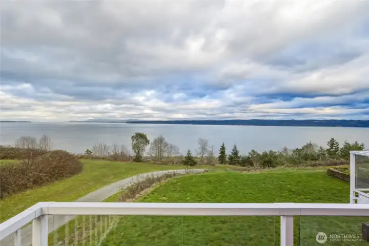 Private, Year-Round views of Port Susan & the Cascades.