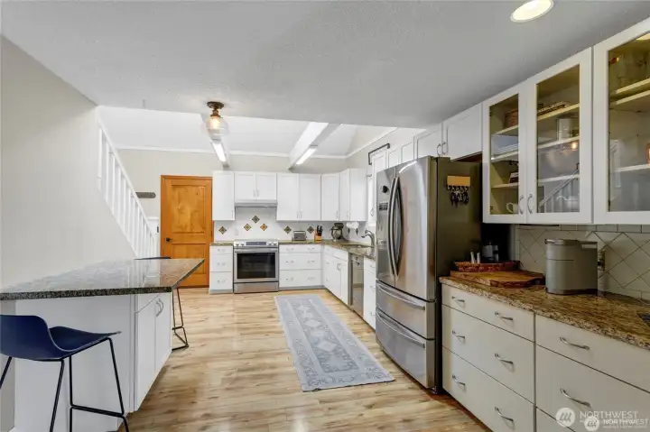 Stainless Steel Appliances and tons of storage space