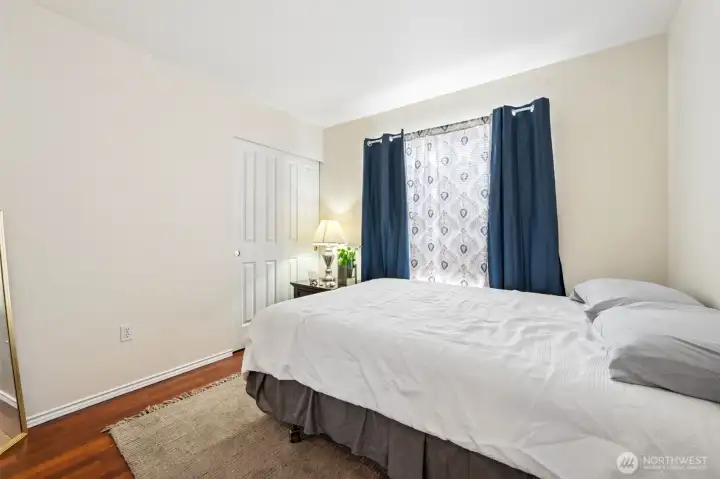 Bedroom 4 (on main floor)