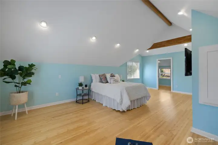 Vaulted ceilings, spacious and bright.