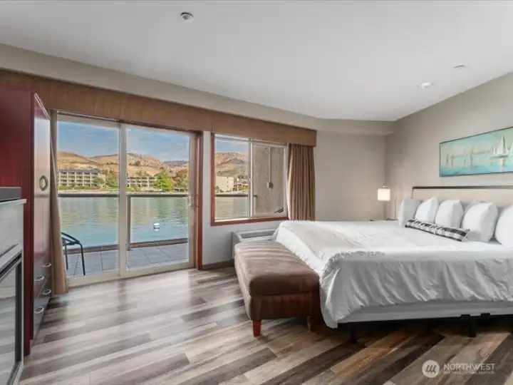 Welcome to Grandview #713, a cozy little escape that’s all about slowing down and enjoying the view. Welcome to Grandview #713, a cozy little escape that’s all about slowing down and enjoying the view.