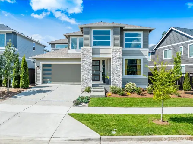 This incredible 3,162 square foot home   was built in 2020 and designed with a   great-room floorplan which exudes a   very comfortable and welcoming feeling.
