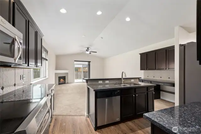 Kitchen with lots of cabinets, SS appliances