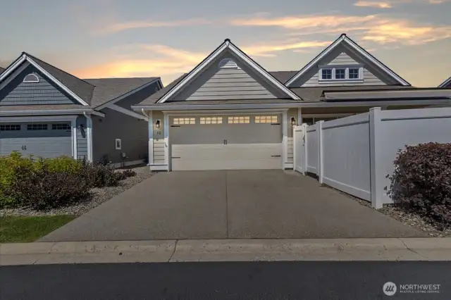 Enjoy carefree living with no maintenance or worries in this vibrant and friendly 55+ community