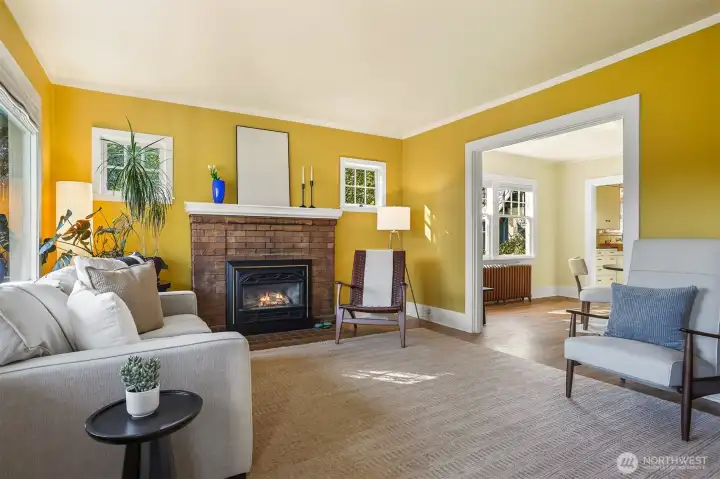 Living room of 130