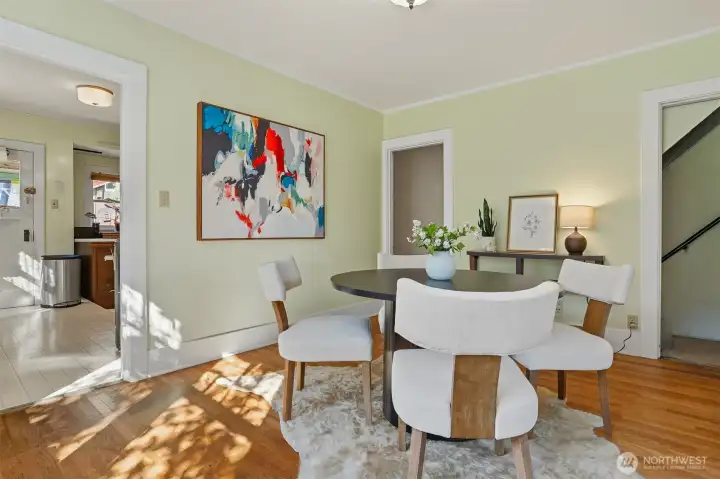 Dining room of 130